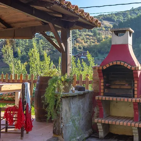 La Roja Exclusive * Potes