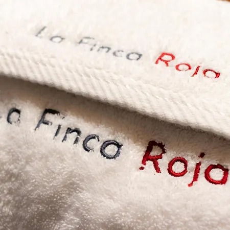 La Roja Exclusive